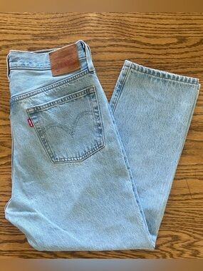Levis 501 original cropped women’s jeans